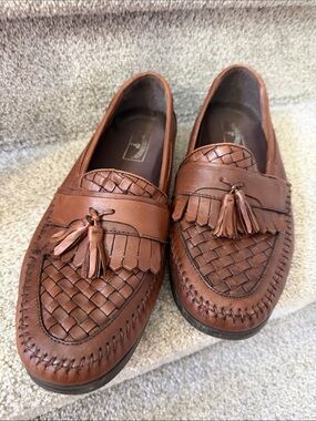 Saddlebred Tan Woven Leather Tassel Loafers, Side 12m Mens.